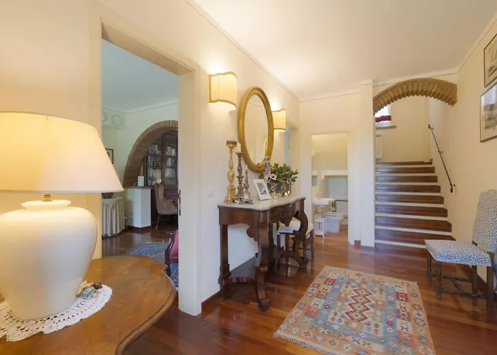 Elena 빌라 코르토나