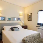 Elena Villa Cortona
